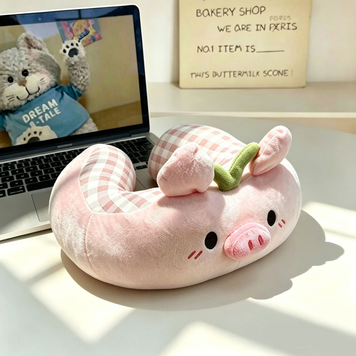 Plush slippers with memory sole and checkered lining in cute pig design — product view 2