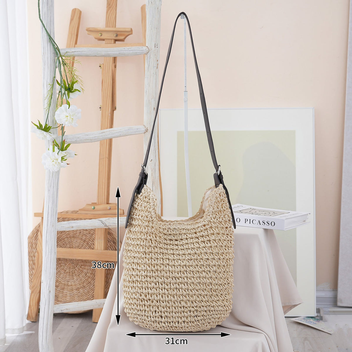 Handmade Straw Bag LoungeYard — product view 5
