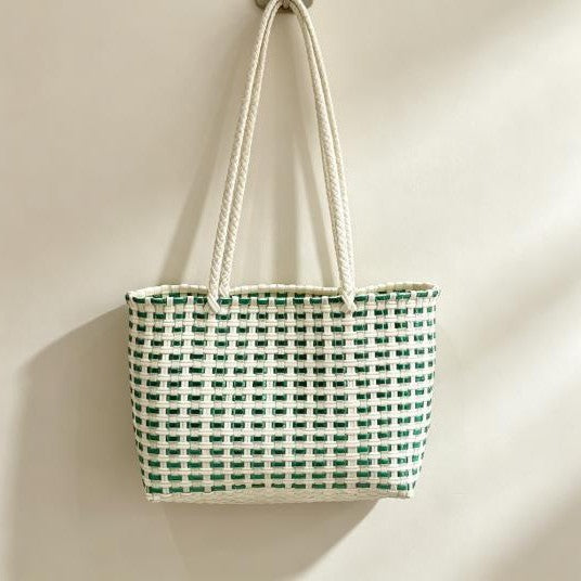 Handwoven shopping and beach bag LoungeYard — product view 4