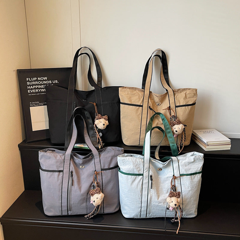 Practical Weekend Bag LoungeYard — product view 2