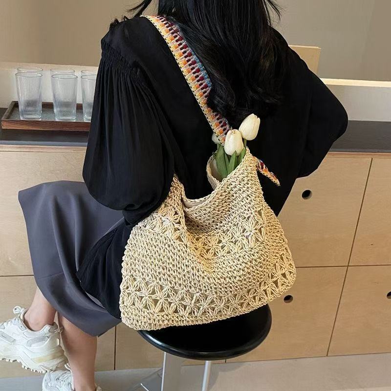 Handcrafted tote bag with colorful shoulder strap LoungeYard — product view 3
