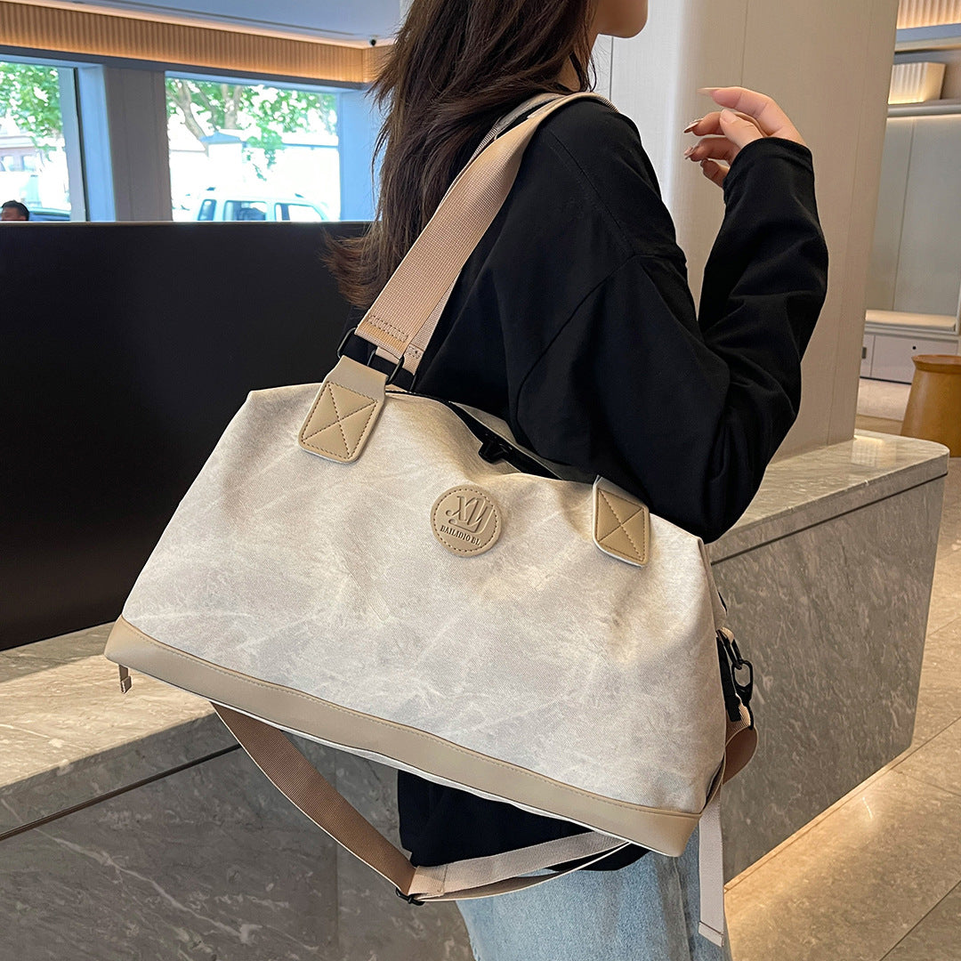 Classic Canvas Weekend Duffle LoungeYard — product view 1