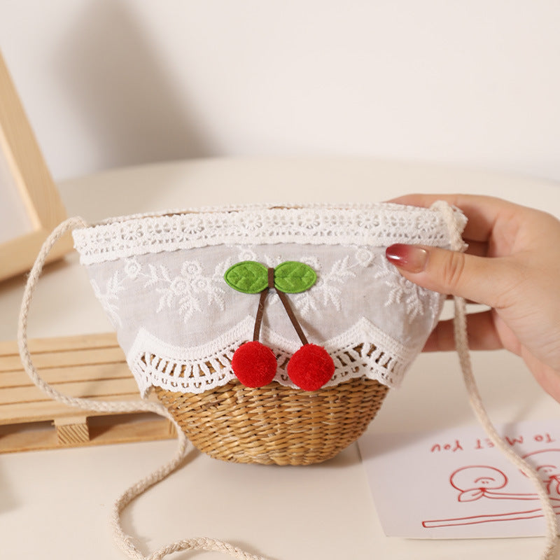 Playful straw shoulder bag with floral accents LoungeYard — product view 4