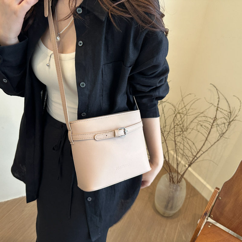 Mini Structured Handbag LoungeYard — product view 3