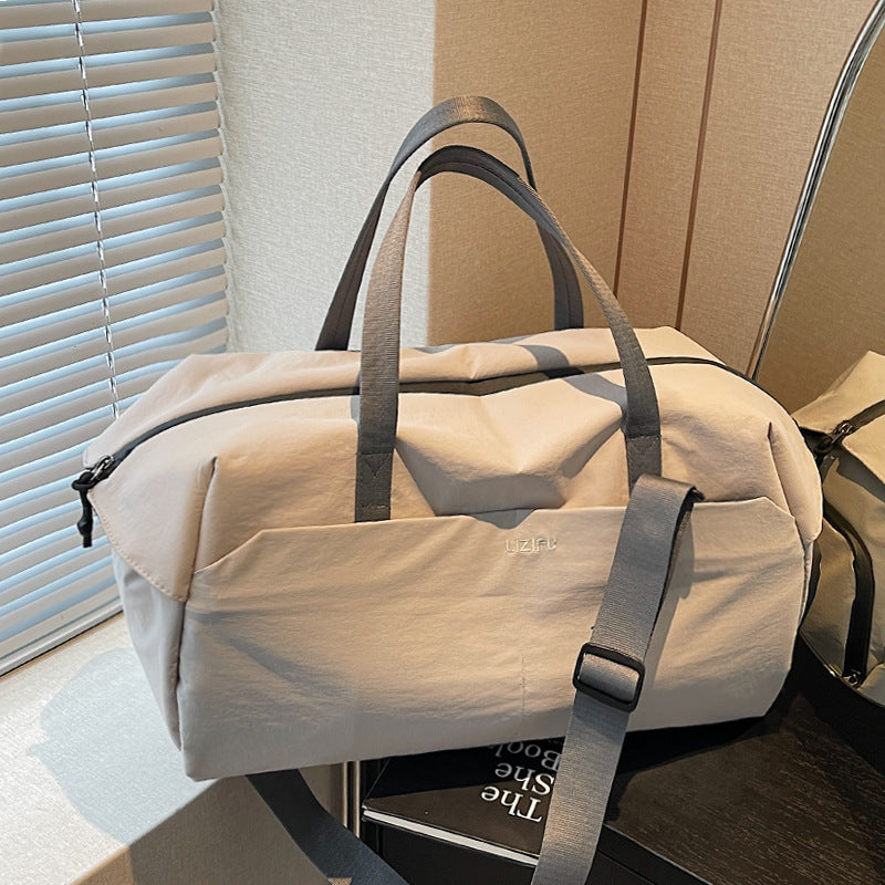 Insulated Travel Duffle Bag — product view 1