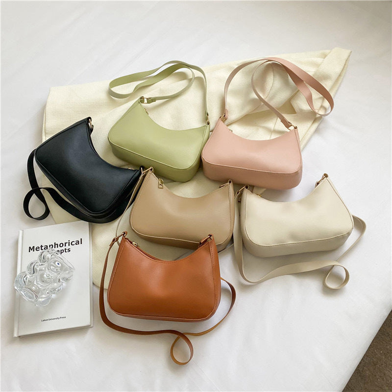 Elegant Handbag in Curved Design LoungeYard — product view 2
