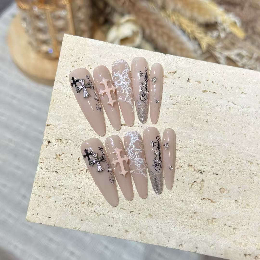 Artistic Press-On Nail Set with Decorative Elements — product view 4