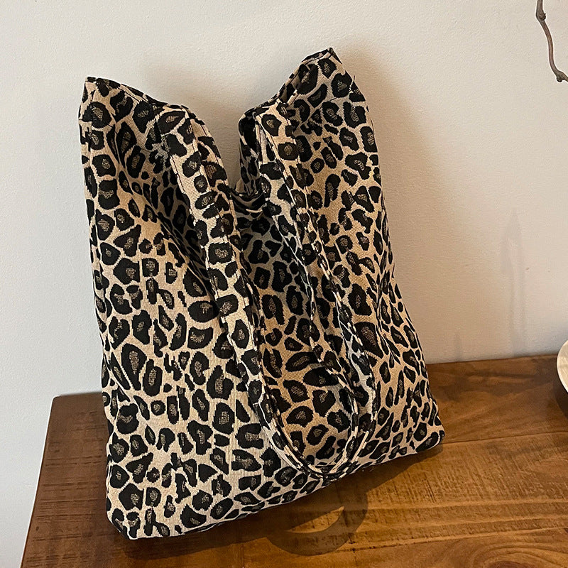 Leopard Print Tote Bag — product view 4