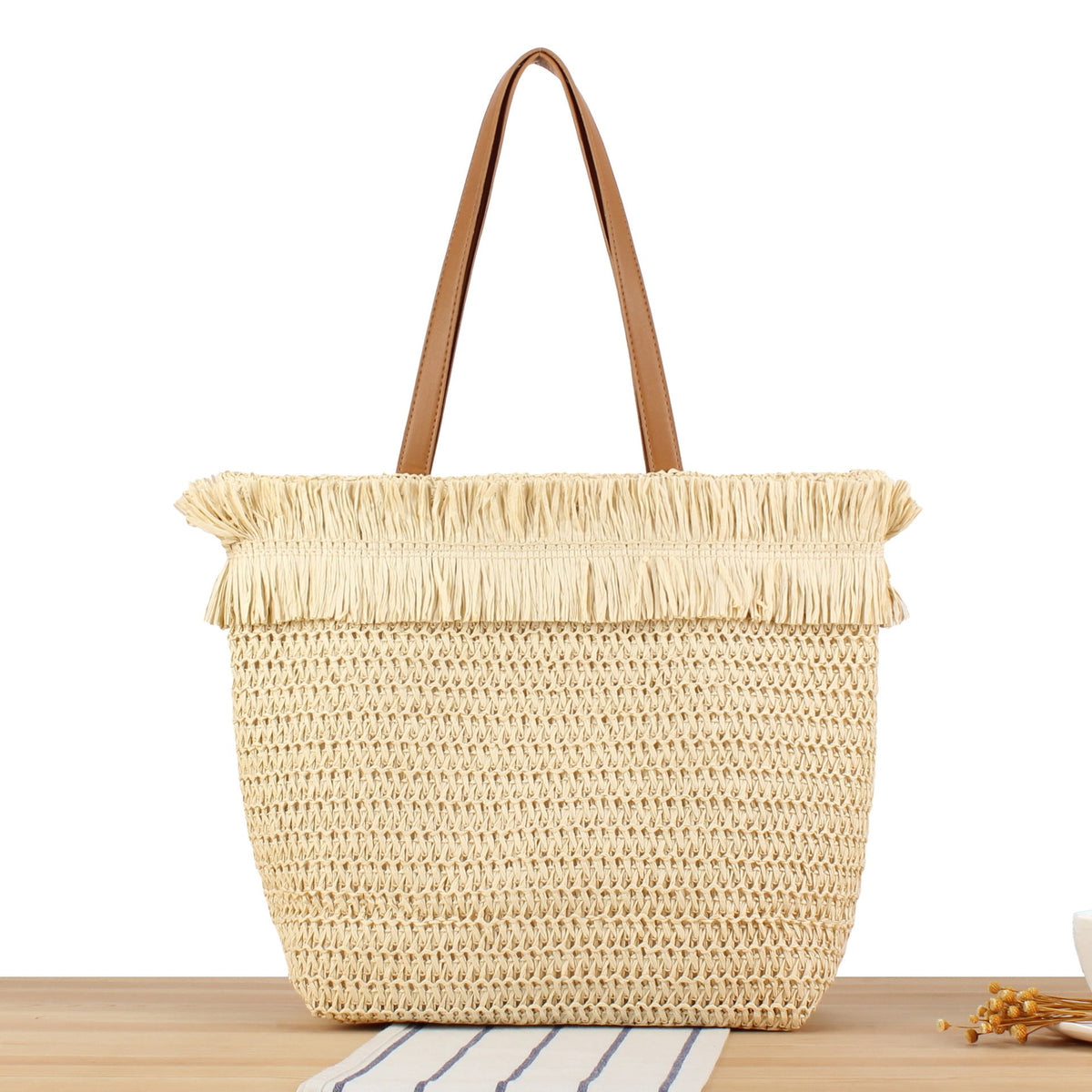 Large shopping bag with stylish fringes LoungeYard — product view 1