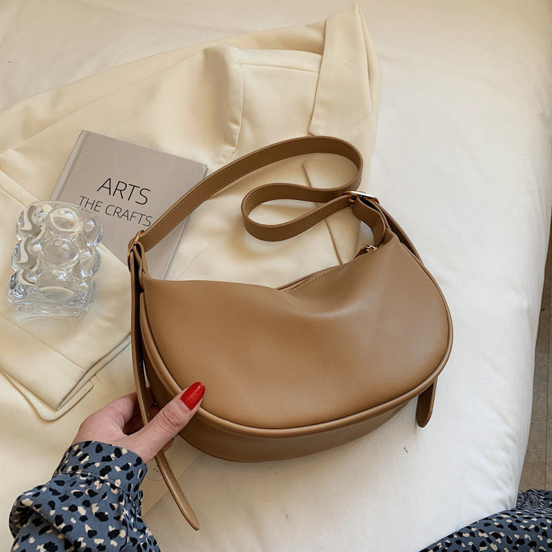 Contemporary Shoulder Bag LoungeYard — product view 6