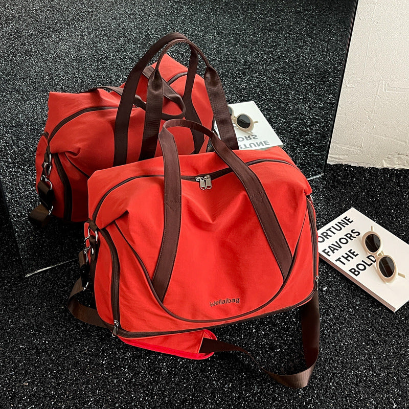 Spacious Overnight Duffle Bag — product view 1