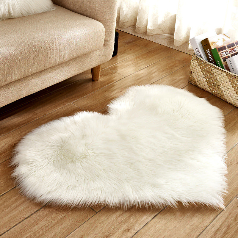 Plush Heart-Shaped Area Rug Bowlift — product view 4
