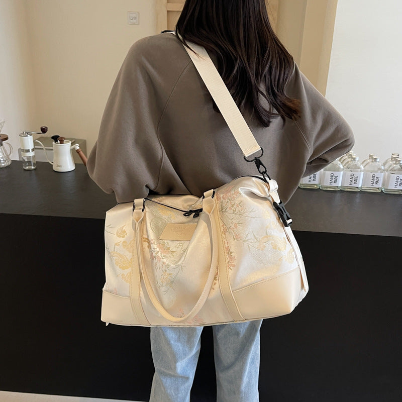 Padded weekend bag LoungeYard — product view 1