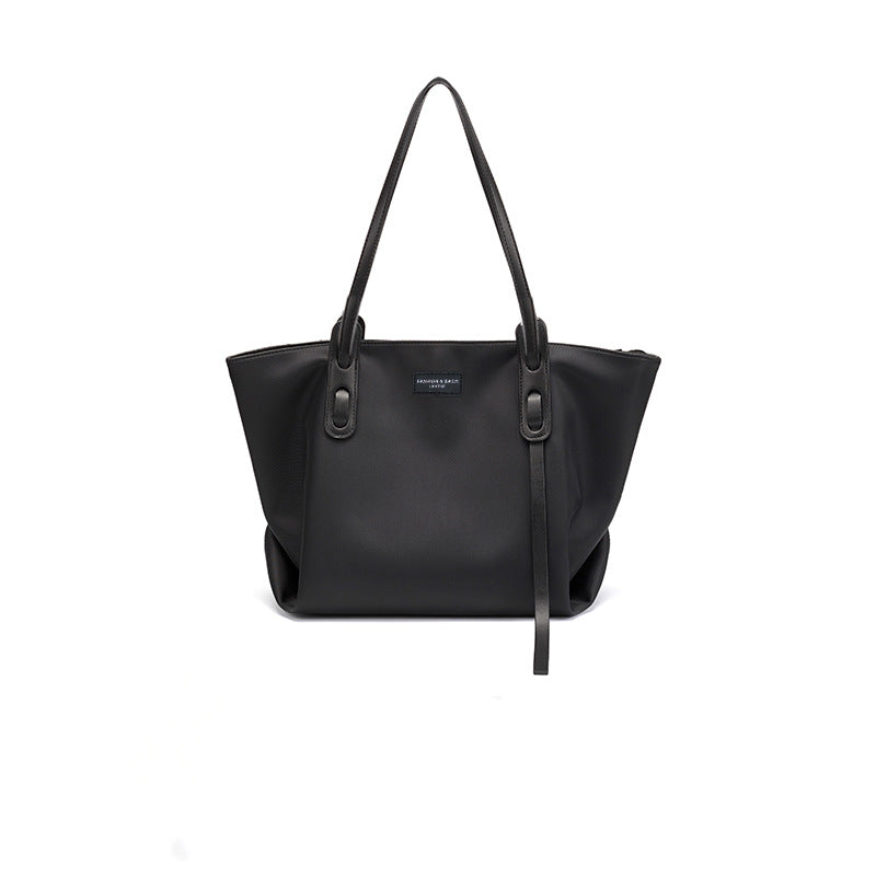 Spacious Travel Tote Bag LoungeYard — product view 7