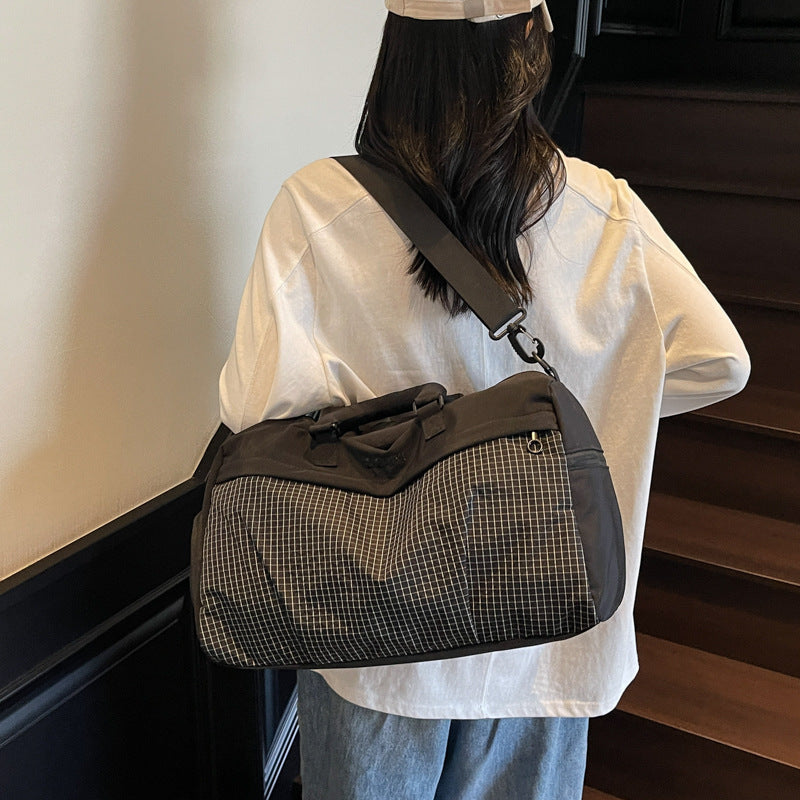Versatile Multi-Pocket Sports Duffle Bag LoungeYard — product view 2