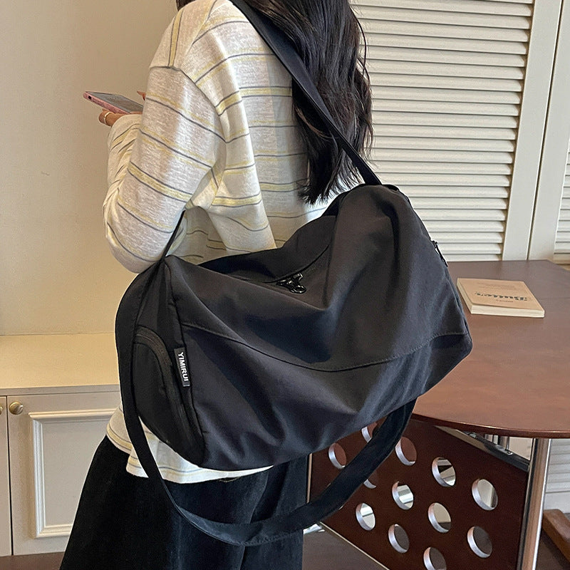 Stylish Weekend Travel Bag — product view 4