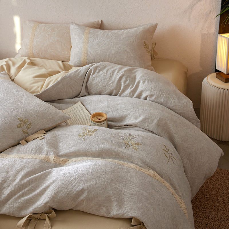 Premium cotton duvet cover with floral embroidery, lace trim and ribbon closure — product view 3
