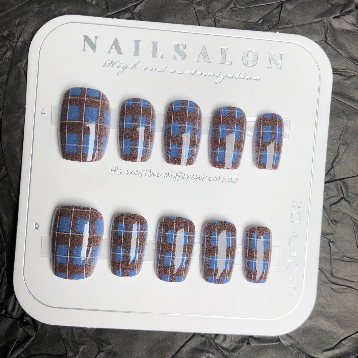 Chic Plaid-Pattern Press-On Nail Set — product view 2