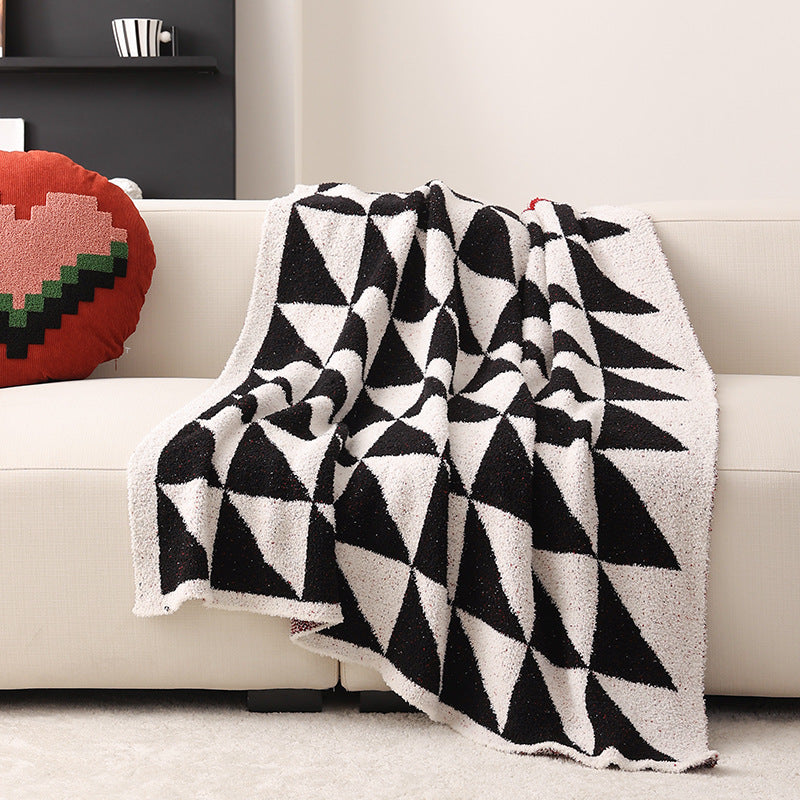 Coarsely woven decorative blanket with geometric jacquard pattern and soft bouclé LoungeYard — product view 2
