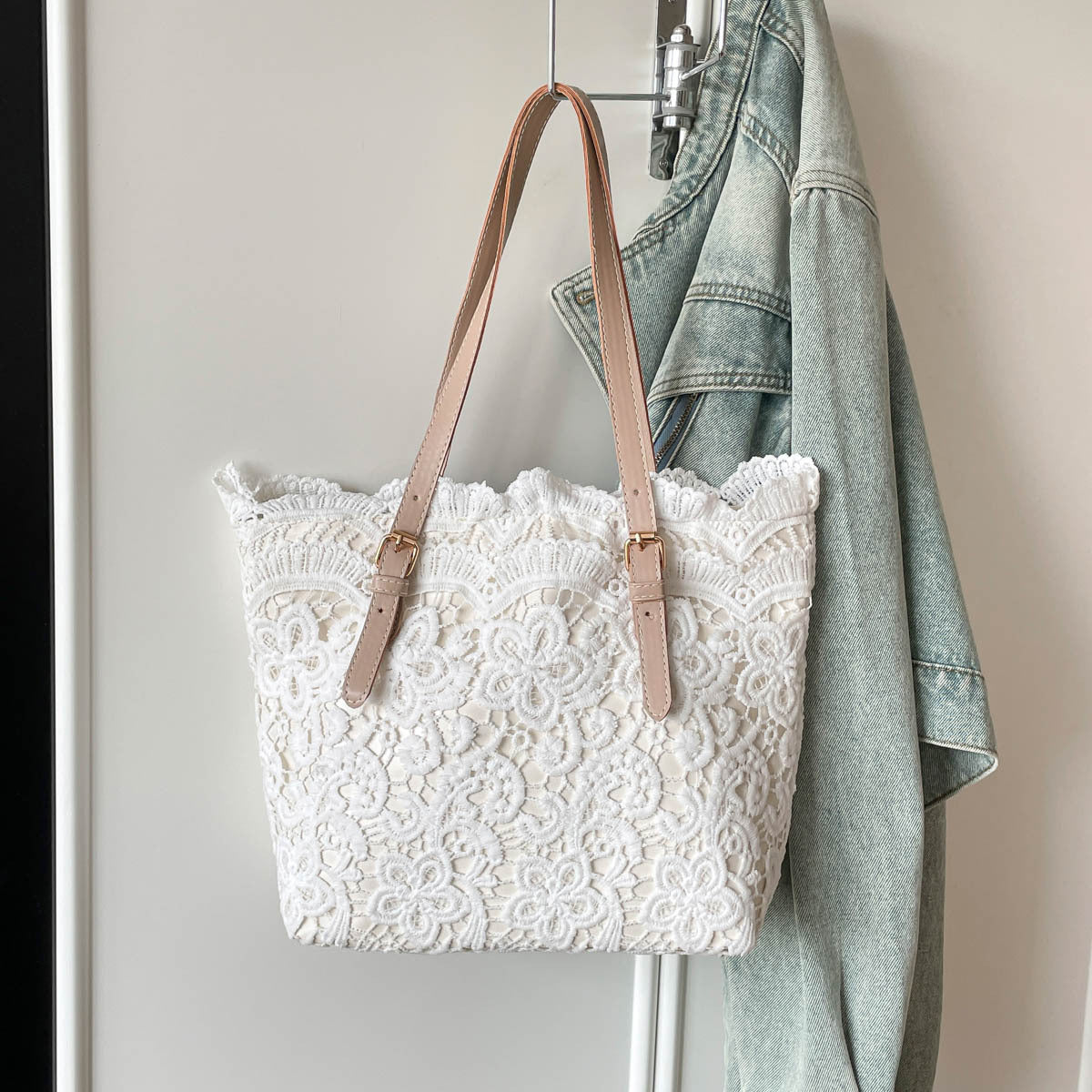 Elegant Lace-Detail Tote Bag — product view 4