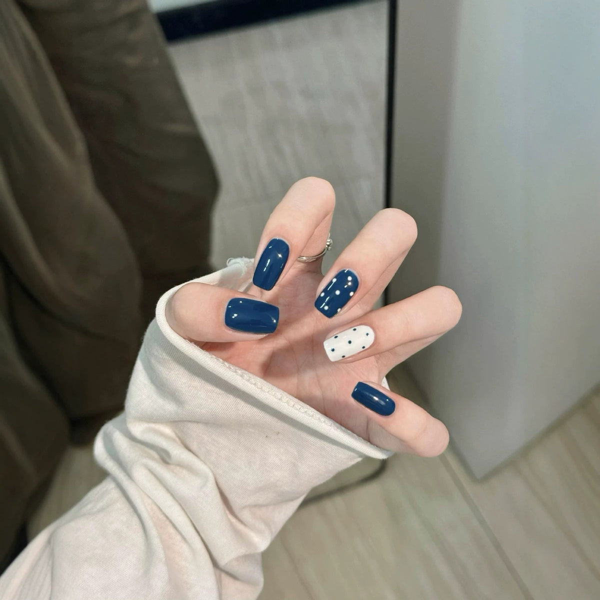 Premium Artistic Nail Tips — product view 3