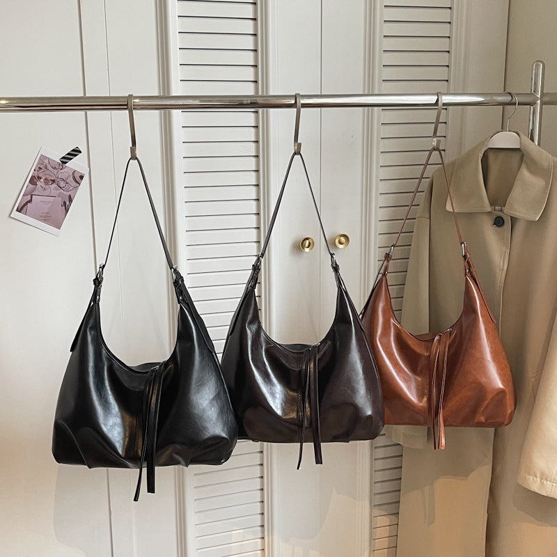 WoLuxurious Soft Leather Shoulder Bag LoungeYard — product view 3