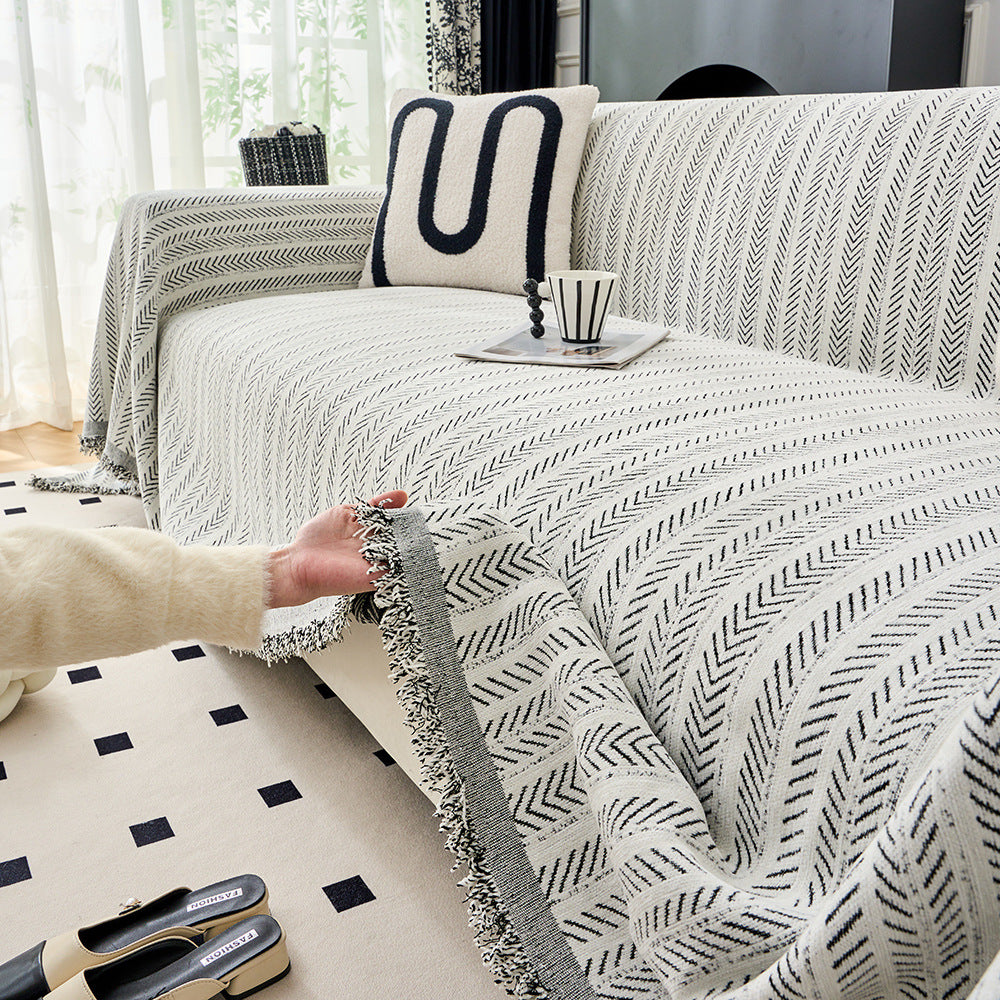 Textured Decorative Throw Blanket — product view 2