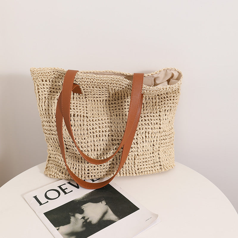 Natural braided tote bag LoungeYard — product view 3