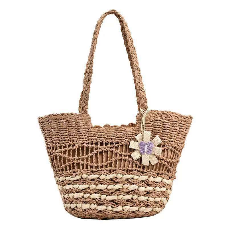 Handcrafted wicker basket LoungeYard — product view 7