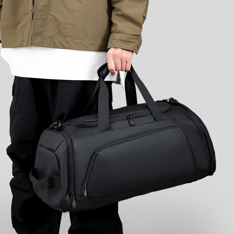 Practical sports and travel bag with organized storage space LoungeYard — product view 1