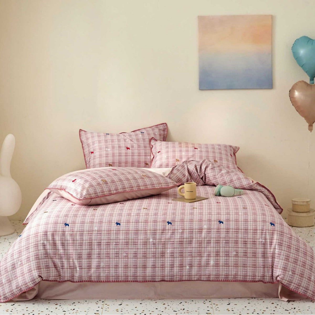 Checked cotton bedding set with delicate animal embroideries — product view 5