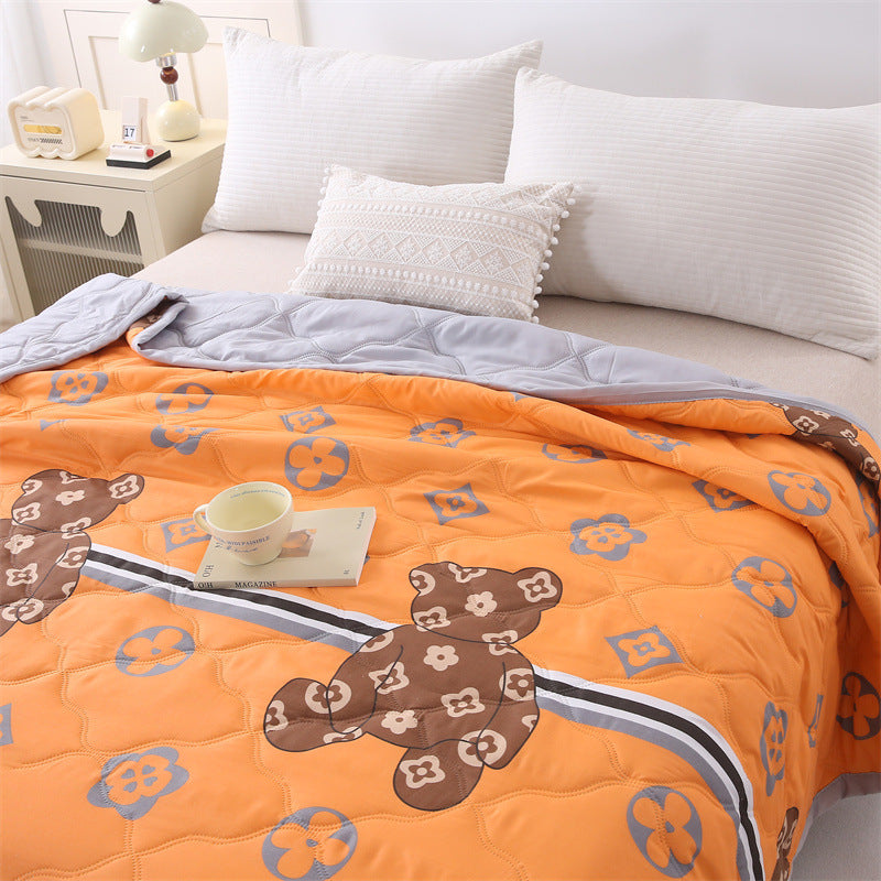 Women breathable and luxurious bedspread LoungeYard — product view 4