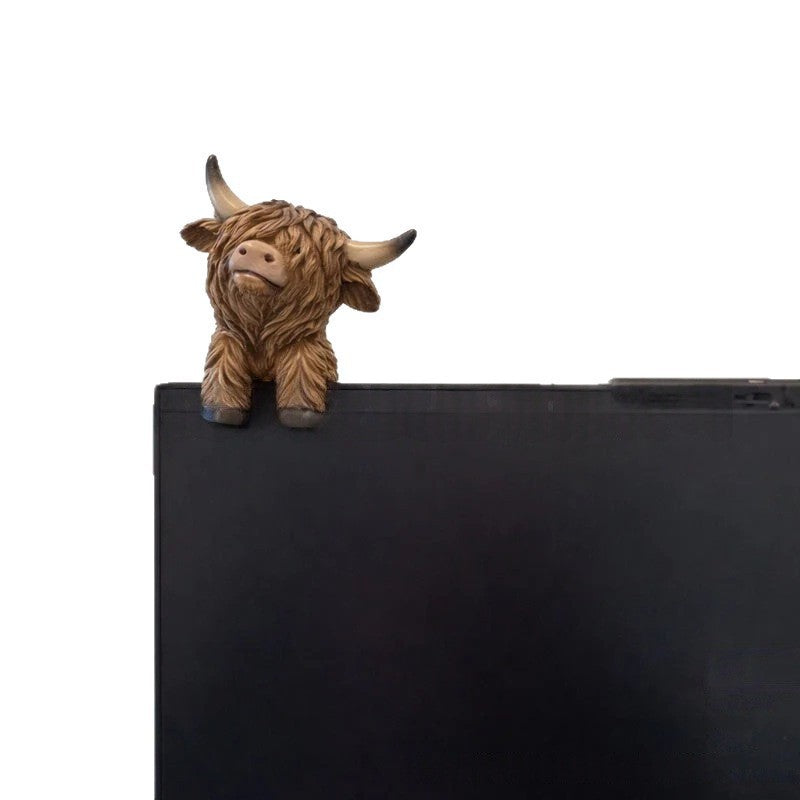 Highland Cow Dashboard Figurine Bowlift — product view 5