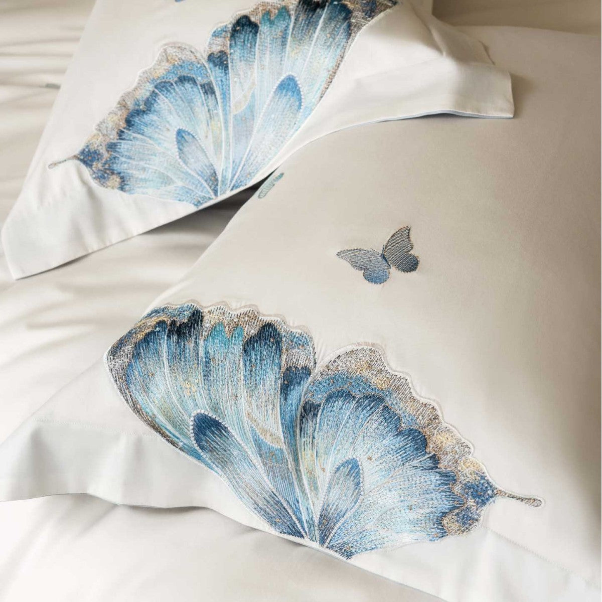 Embroidered cotton satin bedding set with blue butterfly motif — product view 3