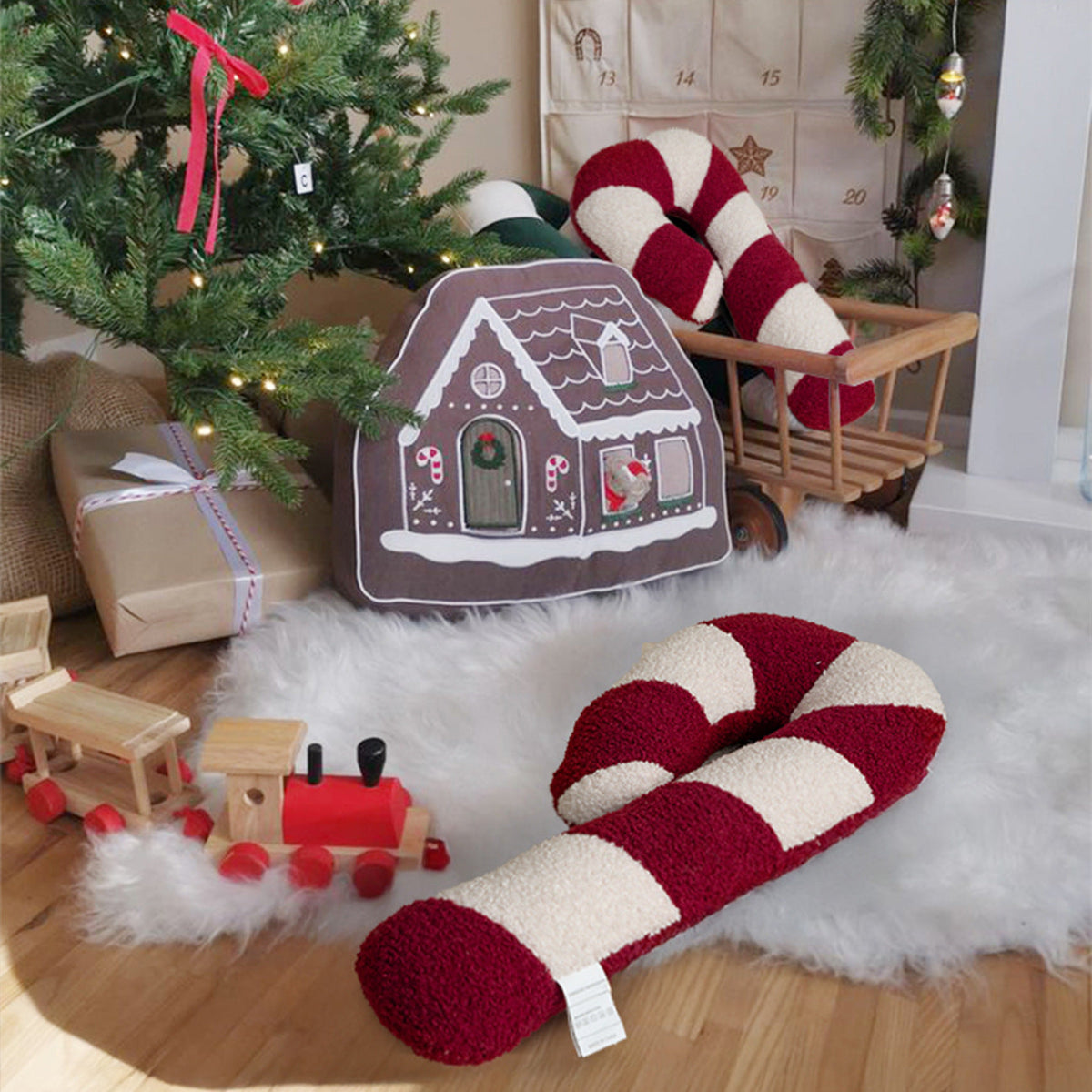 Travel pillow in candy cane design with ergonomic neck support — product view 3
