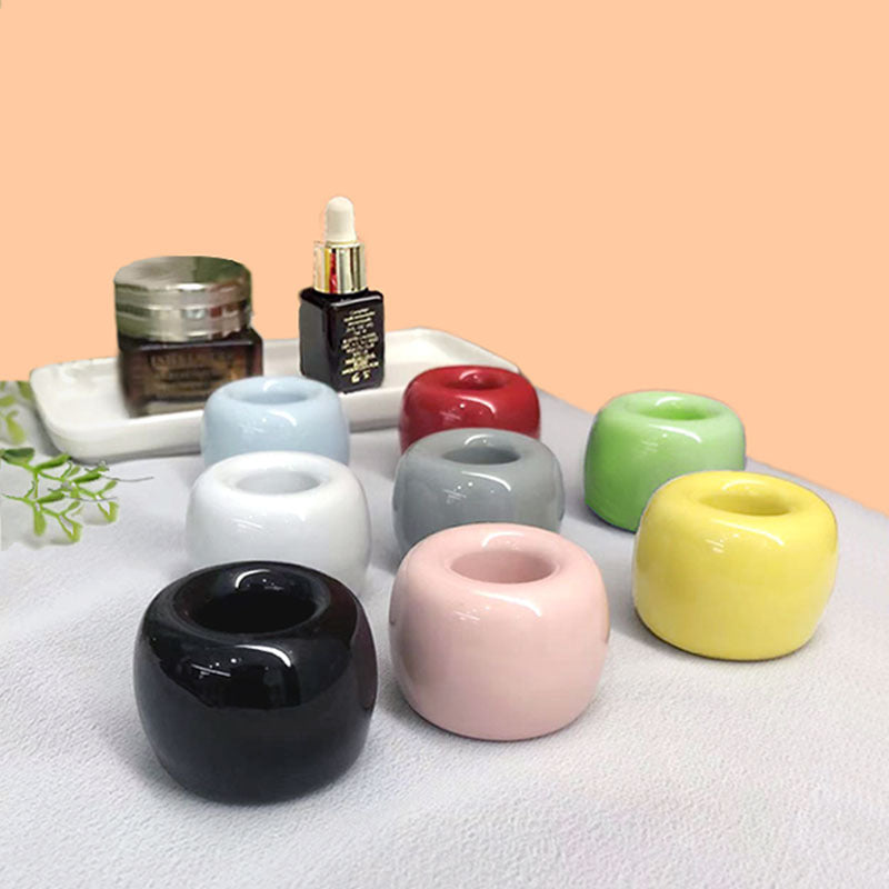 Minimalist Ceramic Toothbrush Holder LoungeYard — product view 4