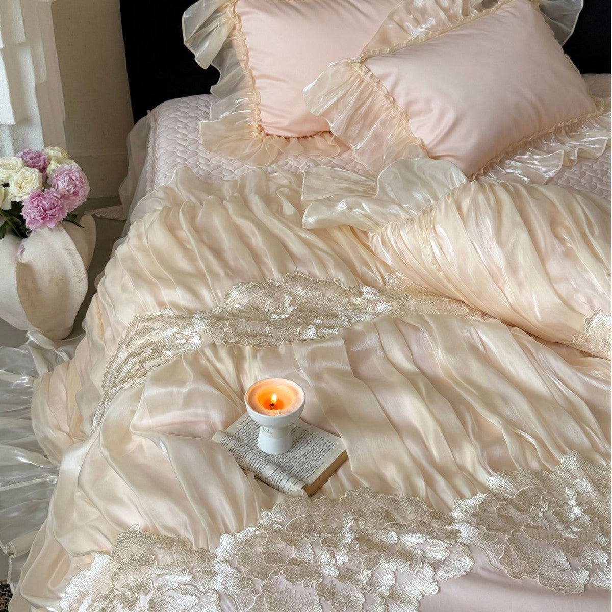 Luxurious satin bedding set with frills and lace trim — product view 2