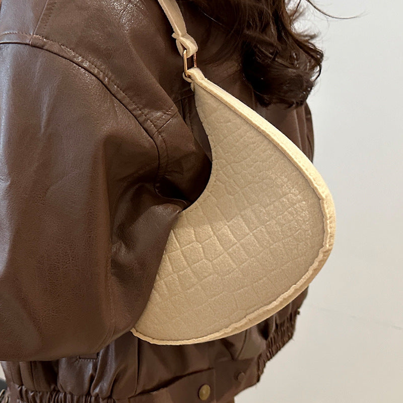 Fashionable Crocodile Embossed Hobo Bag — product view 4