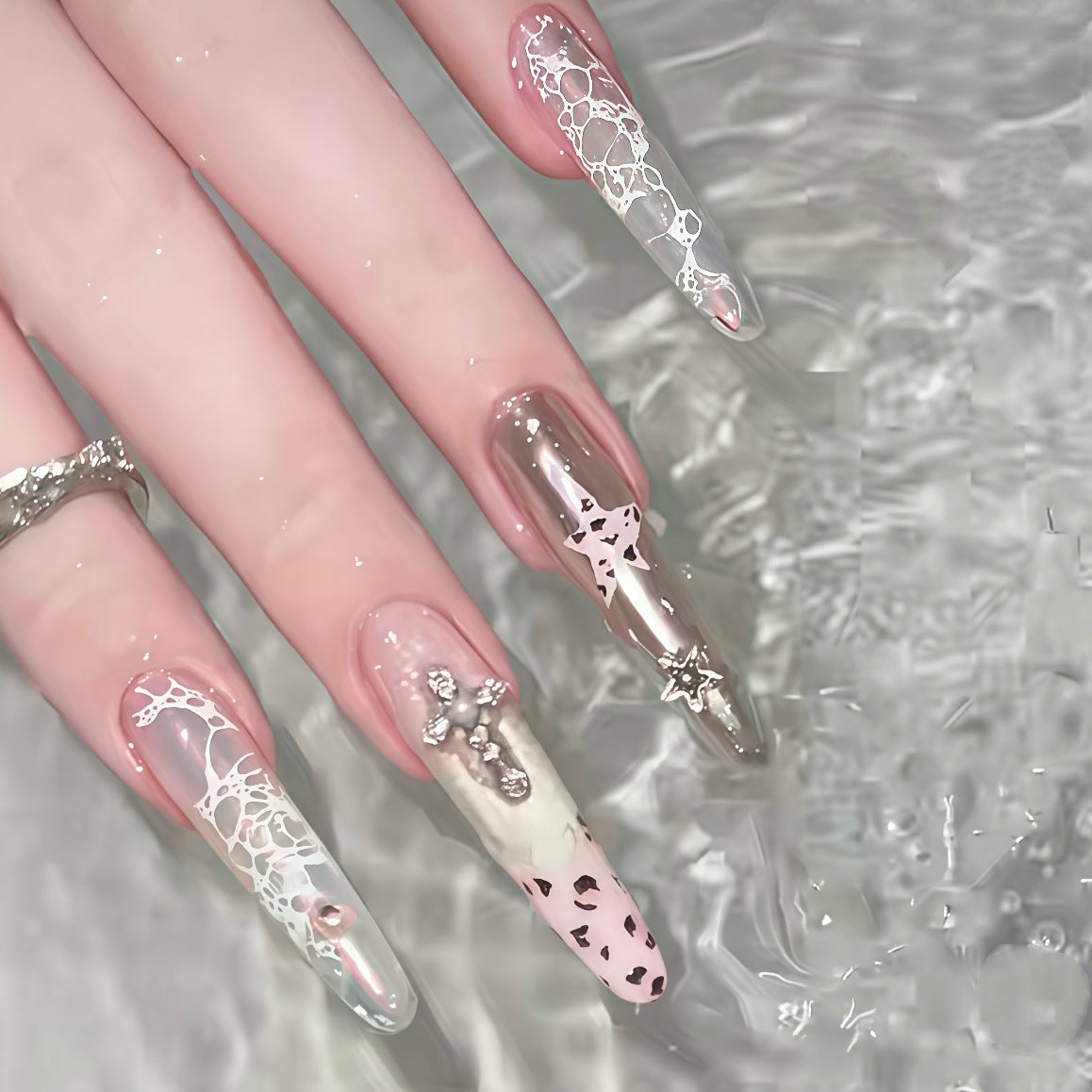 Artistic Nail Art Press-On Set 1790745479 — product view 1