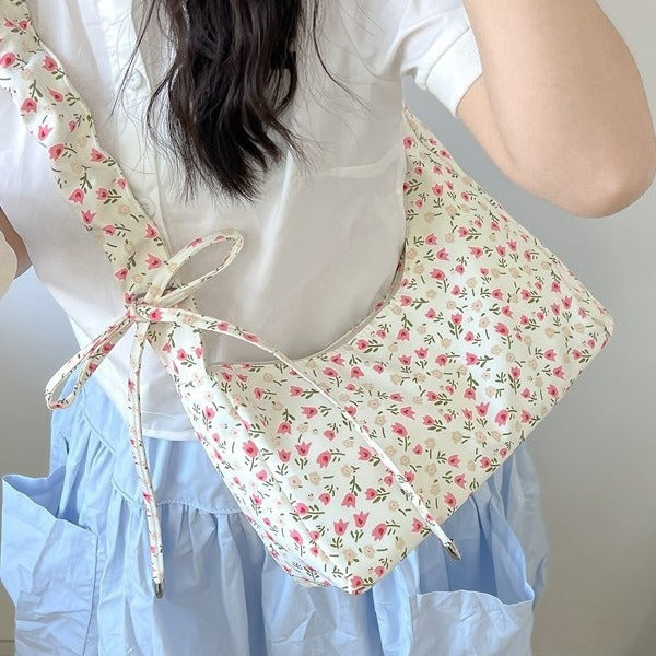 Elegant Floral Print Sling Bag — product view 3