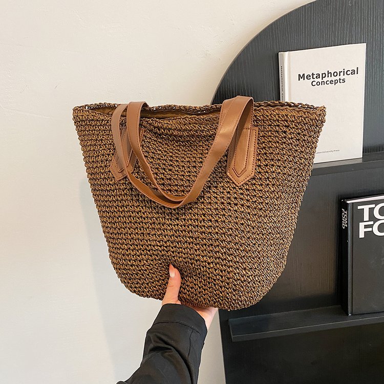 Braided shopping bag with leather handles LoungeYard — product view 4