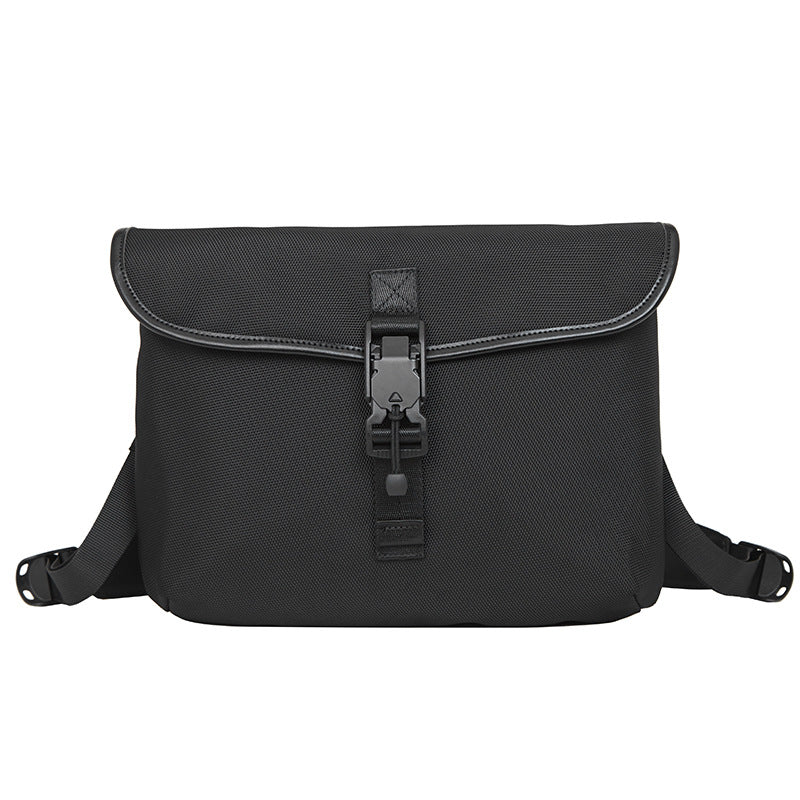 Urban Tech Messenger Bag LoungeYard — product view 2