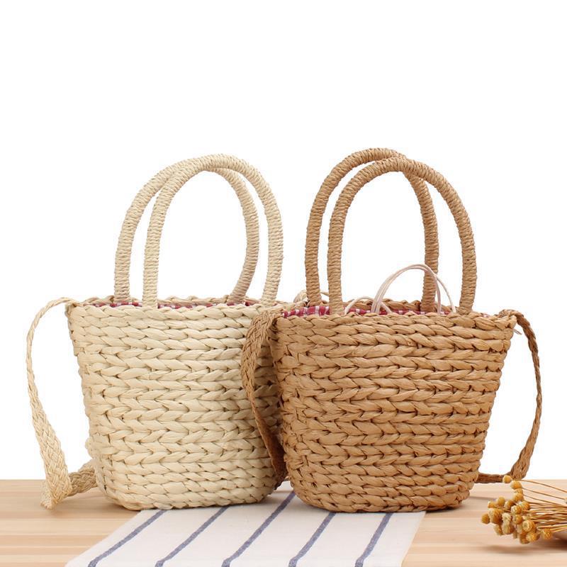Shoulder bag made of braided natural material LoungeYard — product view 1