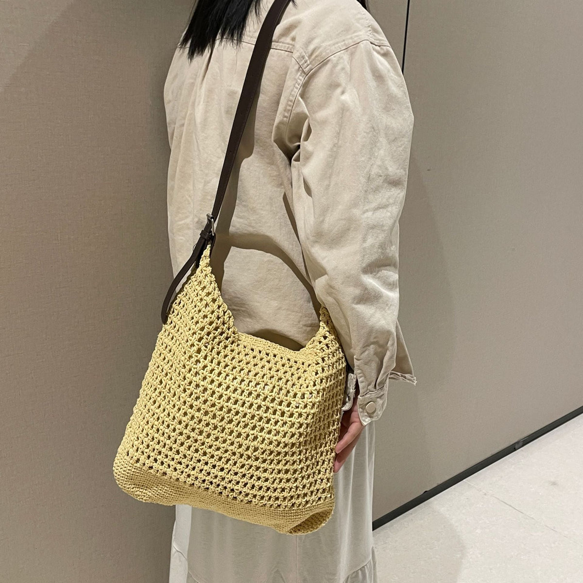 Hand-knotted strap bag LoungeYard — product view 4
