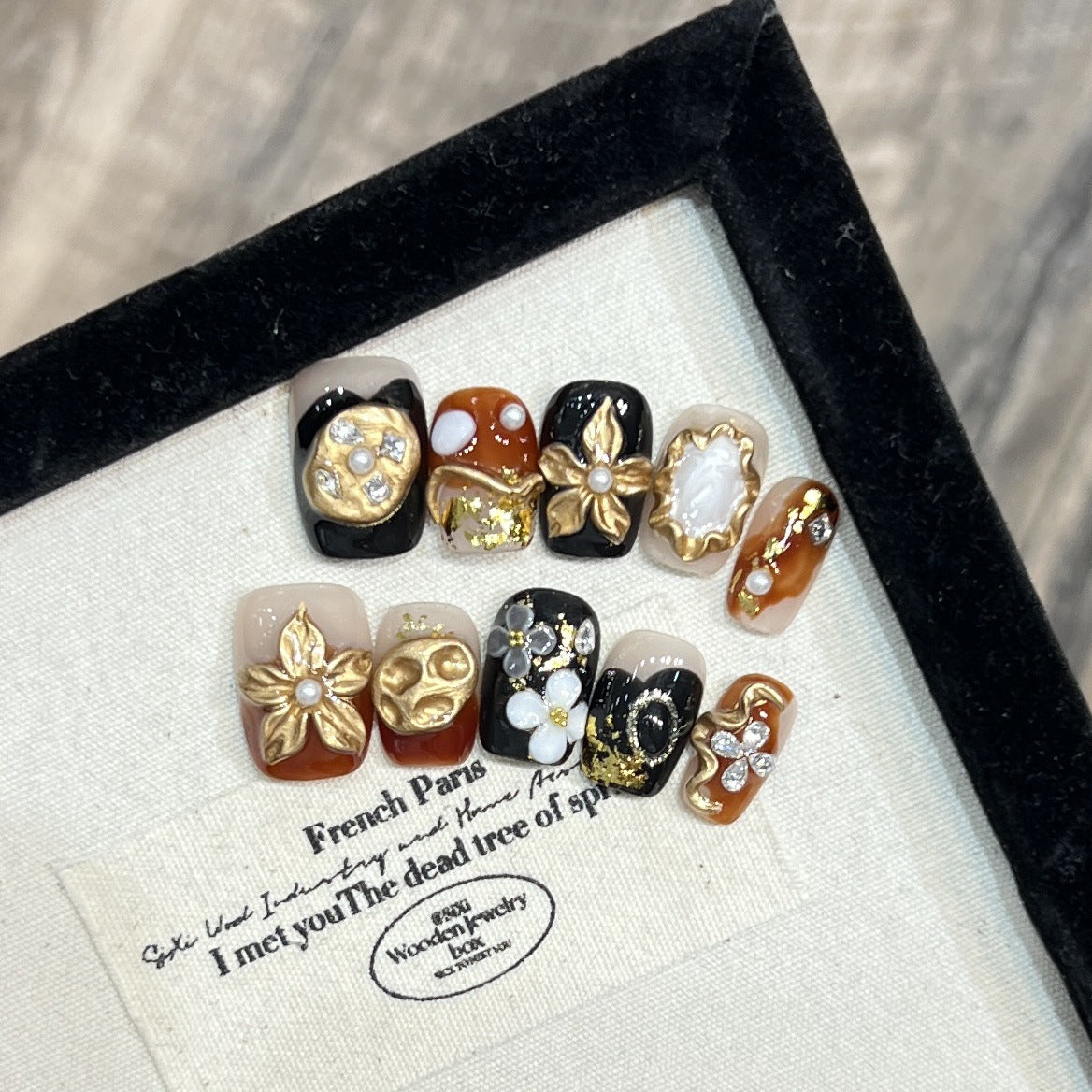 Elegant Nail Art Set — product view 2