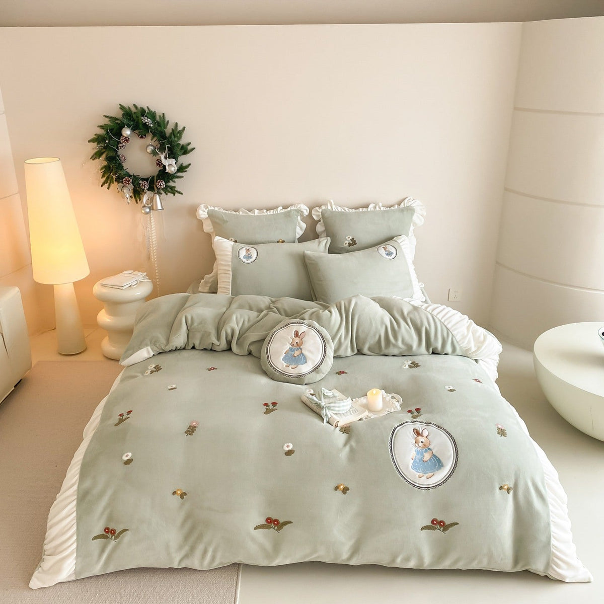 Quilted children's bedding set with embroidered bunny appliqués and ruffles — product view 6