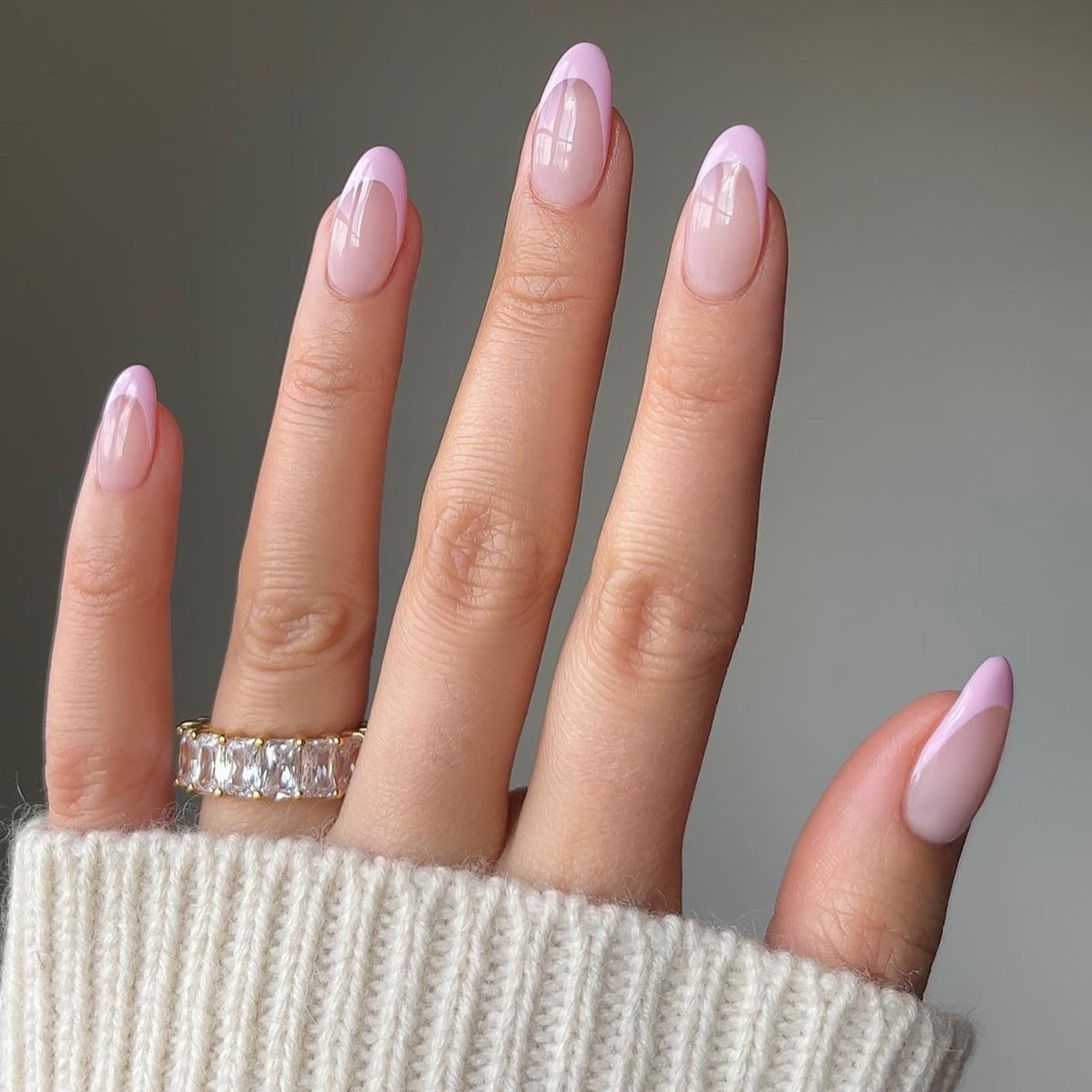 Elegant French Tip Nail Set — product view 1
