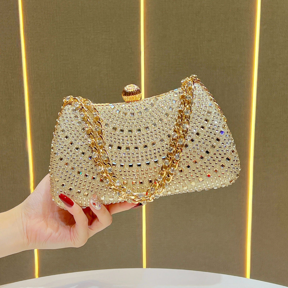 Decorative Rhinestone Handbag — product view 2