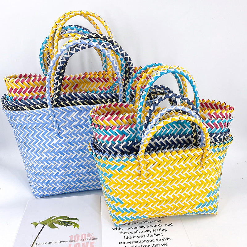 Stylish and Spacious Tote Bag LoungeYard — product view 2