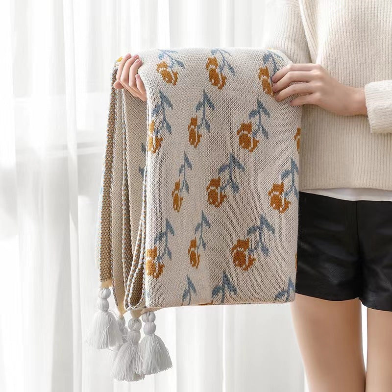 Decorative Floral Knit Throw — product view 4